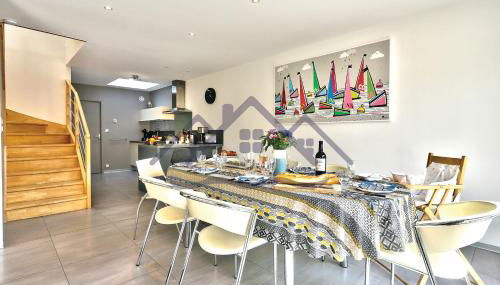 LocaLise - M7 - La grande Ty Awenig au Guilvinec - A quelques pas des plages, du marché, du centre et du port du Guilvinec - Wifi inclus - Draps inclus - Foto 5