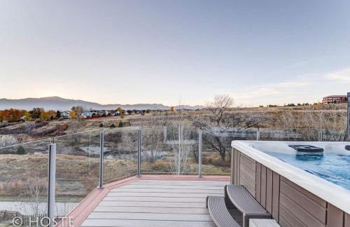 *H* 5BR Home Getaway w/HOT TUB ** - Foto 52