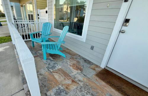 Bayfront Cottage- Pool - Hot Tub - Close to Beach - Foto 23