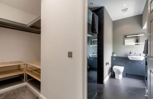 19th Century Luxury Lodge with Hot-Tub - Foto 36