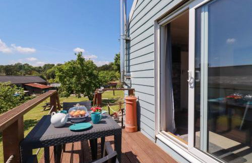 The Studio - Photo 19