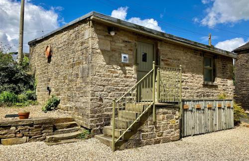 The Shearer's Hut in the Peak Park - Photo 21