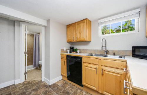 Inviting Bungalow Next to Unc - Free Cruiser Bikes! - Foto 63