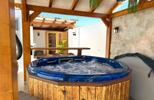 Villa CasaCara Marbella beachside Costabella -Spain - Photo 3