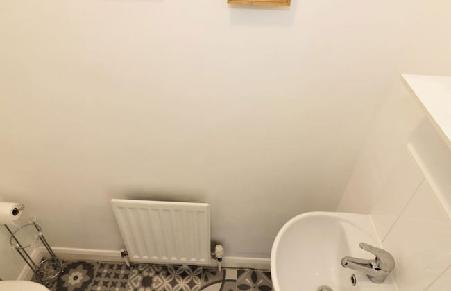 Whistleberry House - Hamilton - Photo 10