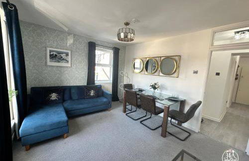 COASTAL RETREAT Town Centre Entire Property, Very Close to Sea & Restaurants, 2 King Size Beds - Foto 8