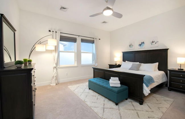 Remarkable Home Near Old Town, Breweries, & River! - Foto 5