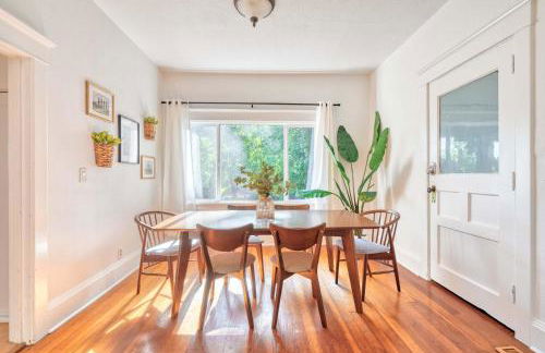 Stay Portland - Cute & Charming Portland Home 91 WalkScore - Photo 4