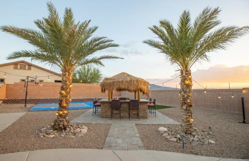 3400 SqFt House W/40Ft Heated Pool/Spa- Strip View - Photo 56