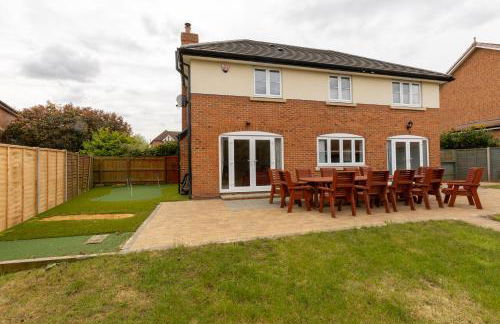 IRO Properties Limited - Foto 25