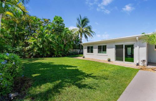 Stunning Tropical Heated Pool House Near The Beach - Foto 9