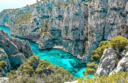 ADIRA Résid'Marseille Vieux-port 2 étoiles - Foto 2