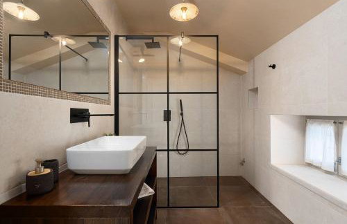 Mediterrane Steinvilla mit Privatpool, Whirlpool, Darts, Billard, Tischtennis, Gym - Foto 34