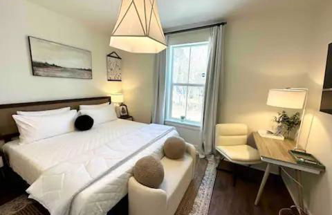 Stylish Cozy Family Cottage with Golf Cart - 1 mile to Dwntn Ocean Springs and beach - Foto 35