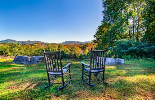 Elegant Cades Cove Condo with Community Pool - Foto 36