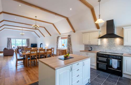 Holiday Home Mountain View Lodge by Interhome - Photo 11