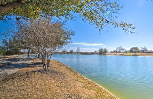 Sun City House with Fire Pit in 55 and Over Comm! - Foto 35