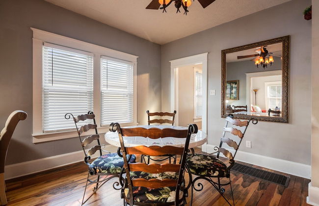 Charming 2br Hot Tub Getaway 2 Bedroom Home - Foto 21