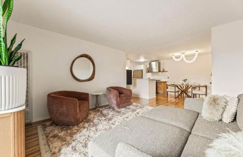 Elegant Luxe Hampton inspo Retreat in Glendale, CA - Foto 17