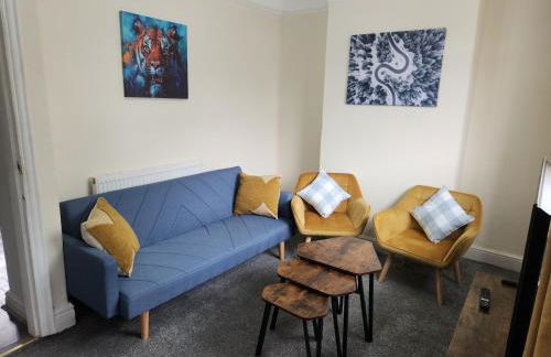 Doncaster Serviced Accommodation - Apartments - 3 Bed House-Close To A1 & M18 - Contractors - Business Travellers - Families - Foto 3