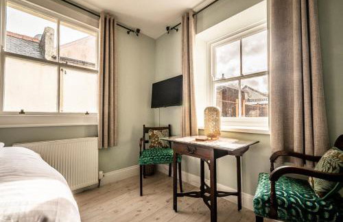 Garden View - Characterful bijou Dartmoor Apartment - Photo 9