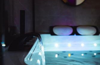 FRENCH KlSS - Love Room by PRIM0 C0NCIERGERIE - Foto 16