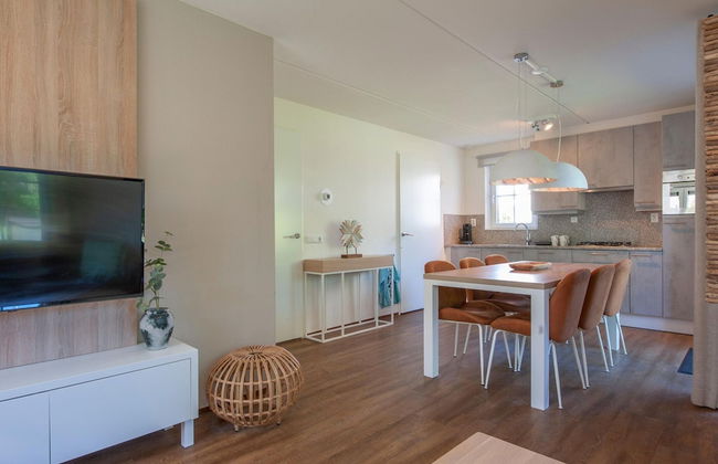 Villa in Cadzand-bad Near North Sea Beach - Photo 3