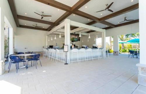 Luxurious Family-friendly 5 Bd 12 Guests w Screened Pool Close to Disney - Foto 146