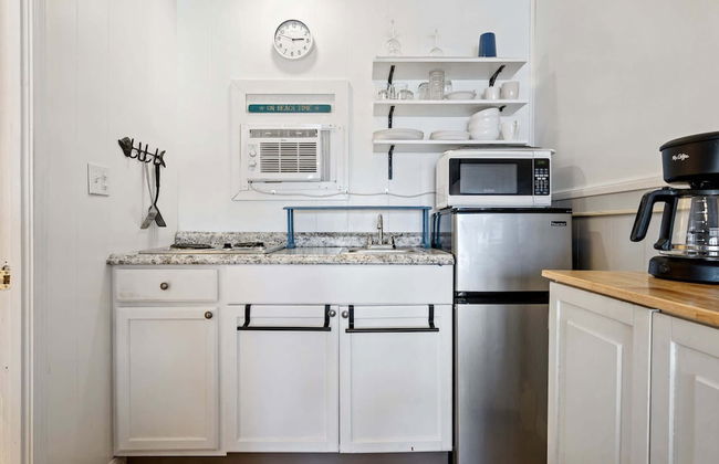 The Seabreeze Studio for 4! - Photo 10