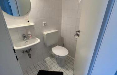 Möblierte Wohnung mit ruhiger Terrasse in bester Lage für Feriengäste und beruflich Reisende AW12A-I - Foto 12