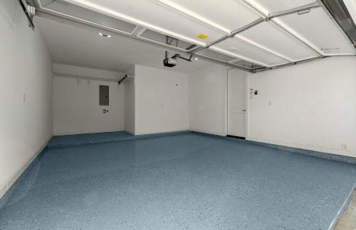 Spacious Houston 3Bed3 Bath Family Townhome - Photo 52