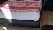 CHALET INDIVIDUEL TRES ENSOLEILLE AU CALME VUE IMPRENABLE - Foto 2