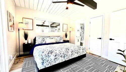 Half ACRE Lux Pool SPA with FIREPIT ARCADE Grill Sleeps 40 - Foto 4