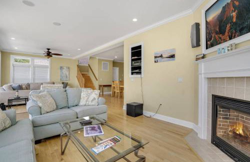 Diving Duck - Waterfront home w Hot tub & Boat dock & King Bed - Foto 15