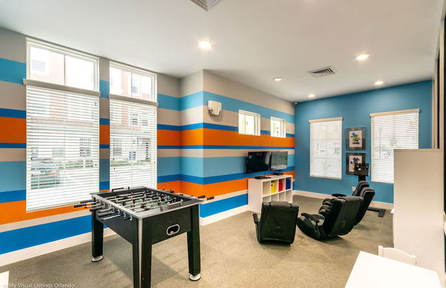 Upscale Townhome W/pool Access! 5 mi. to Disney! - Foto 23