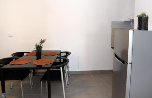 Apolo Apartments - Pool & Garden Retreat - Foto 77