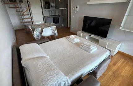 Relaxing Apartment With View - Photo 12