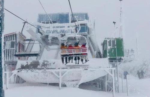 Exposed Beam 3BR Modern Mountain Retreat - Foto 41