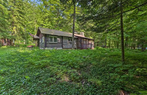 Secluded Family Cabin Less Than 1 Mi to Lake Michigan! - Foto 24