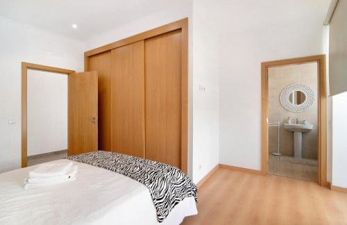Traditional 3 bedroom apartment - Photo 9
