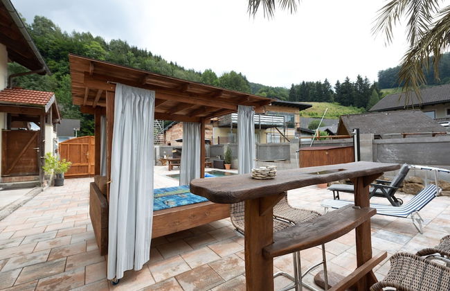 Modern Holiday Home in Pinsdorf With Garden - Photo 47