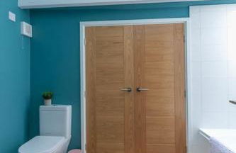 Central Medieval Grid Unique home with Gated parking - Foto 32