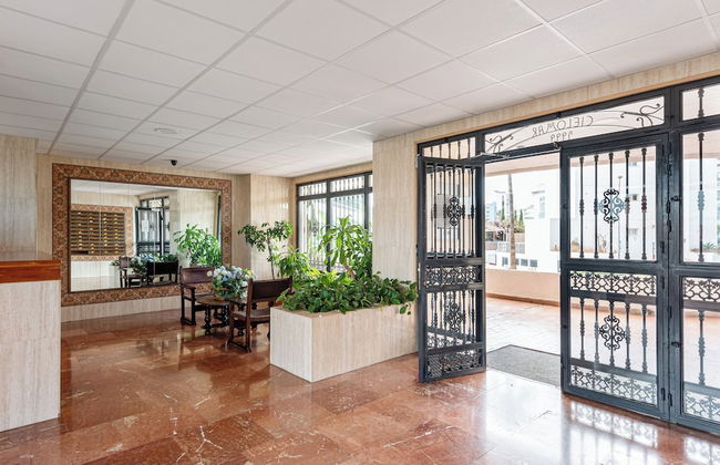 Sky Sea Holidays Puerto Marina - Foto 59