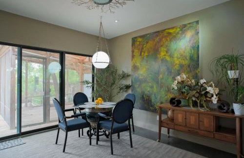 Luxe Dallas Estate Nearly Half Acre Skyline Views - Foto 52