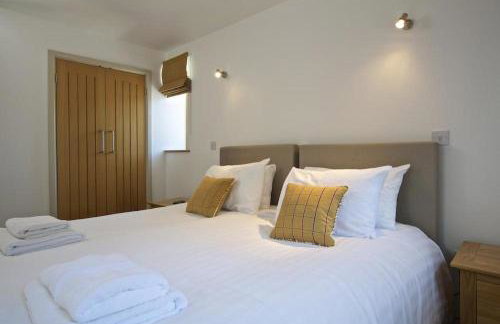 Cottage on the Green - Dartmouth - Photo 5