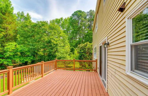 3 Mi to Dtwn Cary Family Home with Deck! - Foto 27