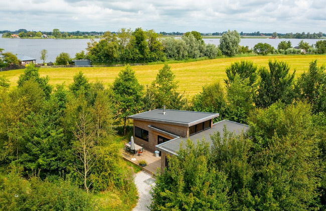 Waterlodge Sweltsje in Nes - Foto 1