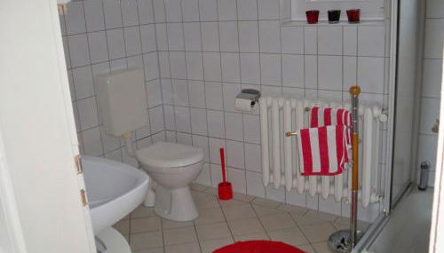 Häuschen im Grünen - Foto 3