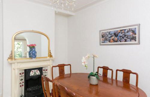 The Cottage on the Beach - Sleeps 7 - Large Garden - Foto 15