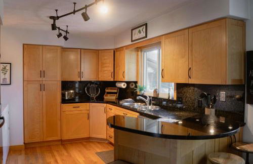 Bluffview on the River with a hot tub sauna pool table and more - Foto 13